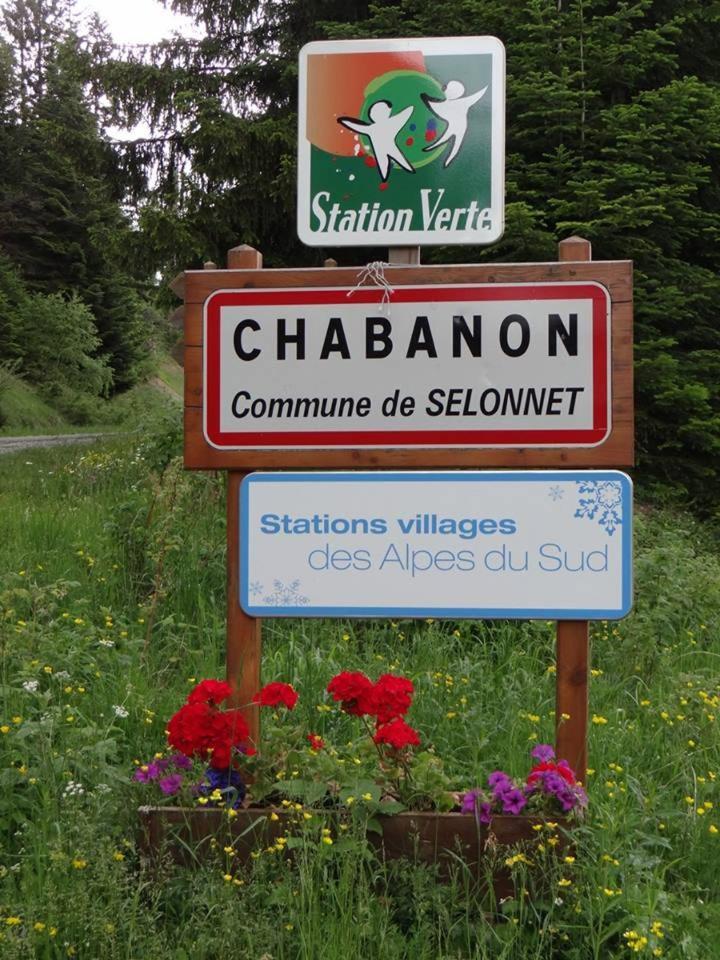 셀로네 Les Blanches Provencales B&B 외부 사진